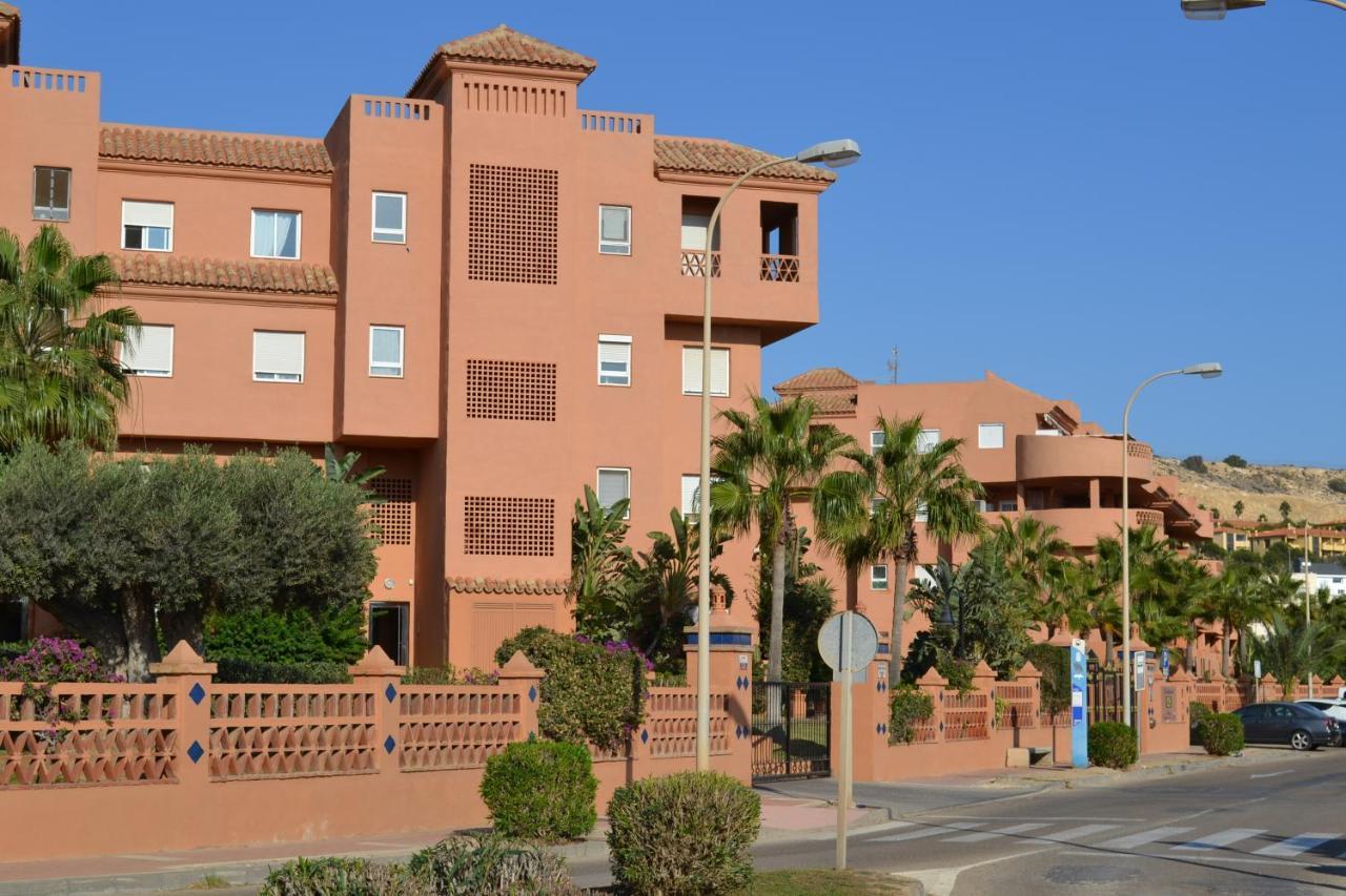 Apartementos Almerimar Golf מראה חיצוני תמונה